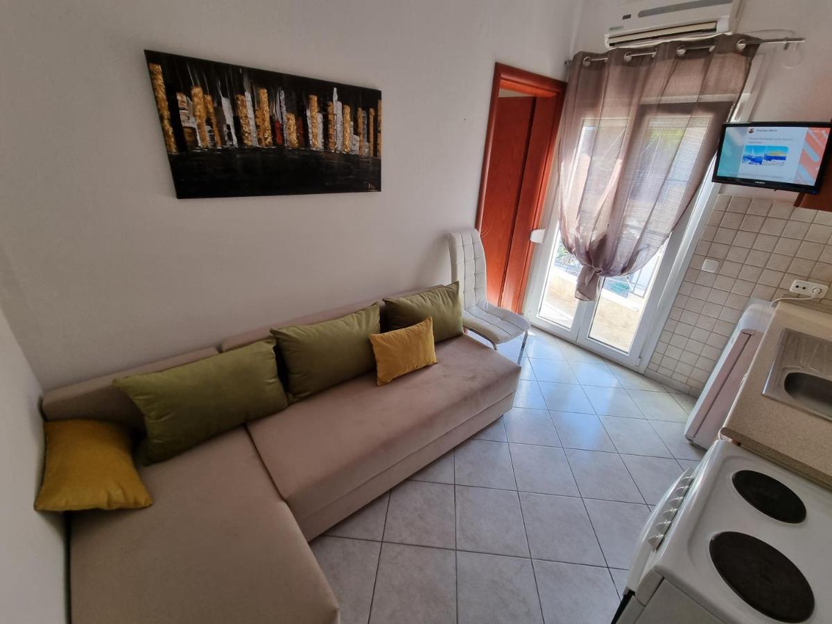 Ofrínion Premium Suites מראה חיצוני תמונה
