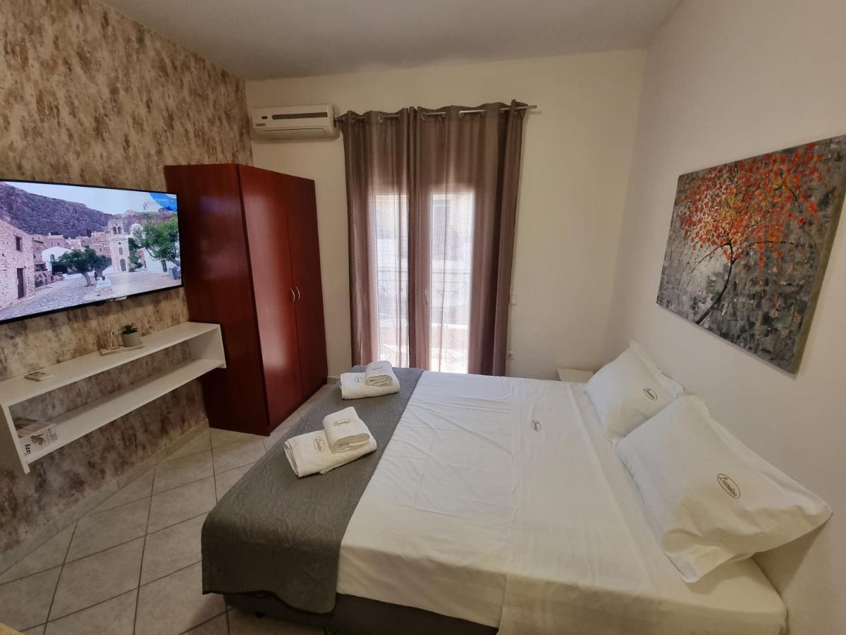 Ofrínion Premium Suites מראה חיצוני תמונה