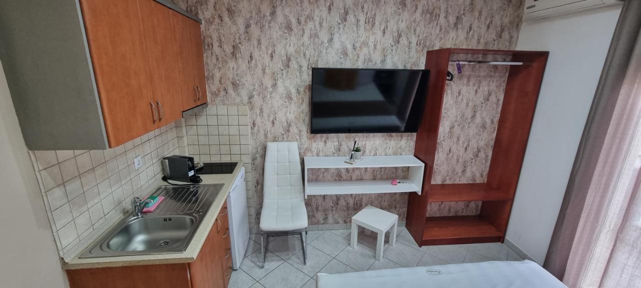 Ofrínion Premium Suites מראה חיצוני תמונה