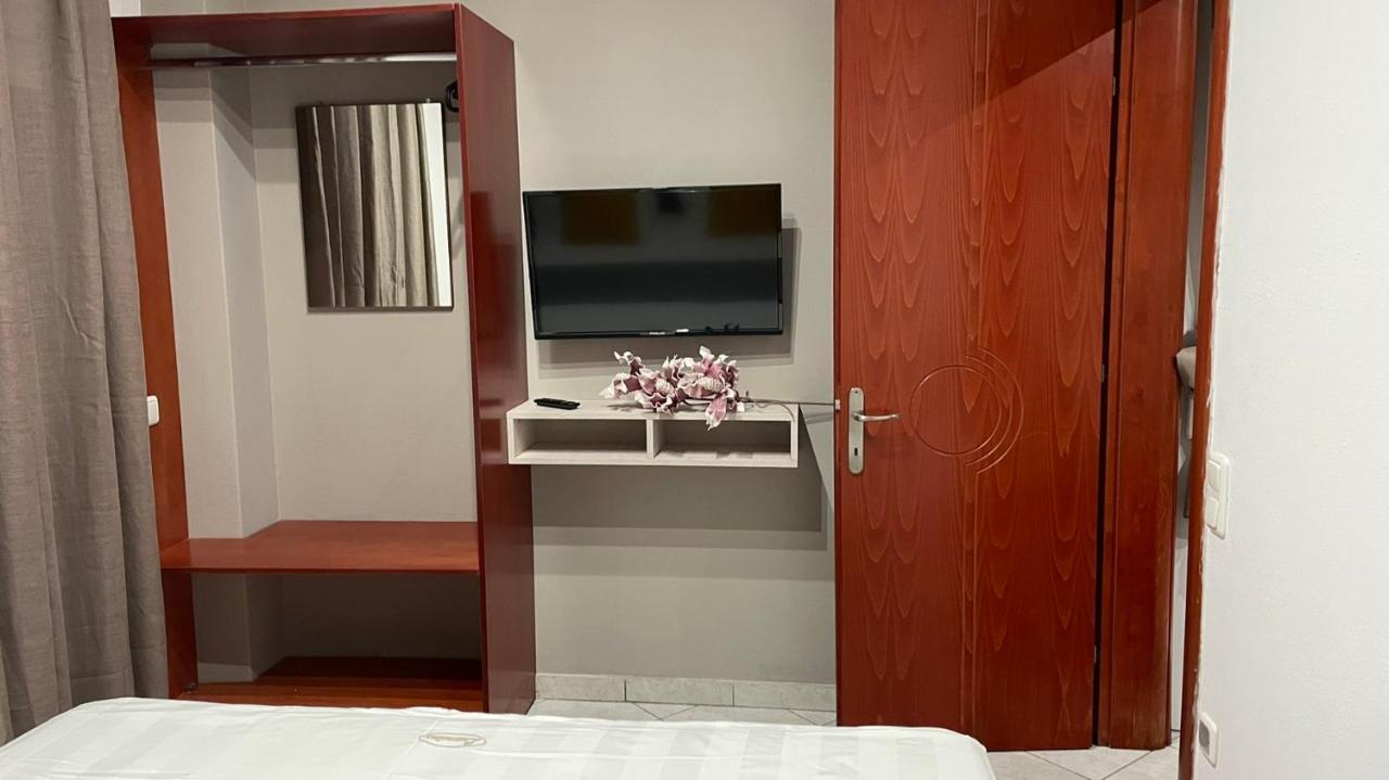 Ofrínion Premium Suites מראה חיצוני תמונה